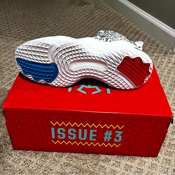 NIB RARE Adidas | D.O.N. Issue #3 basketball shoes - Picture 5 of 6